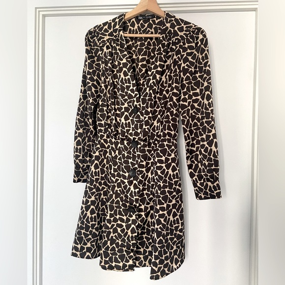 Satin button down animal print dress - Picture 5 of 7